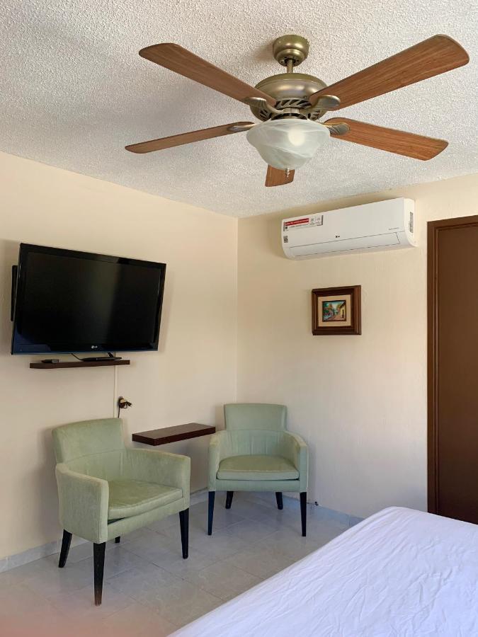 Casa Oyamel, Private Room In The Heart Of Канкун Екстериор снимка